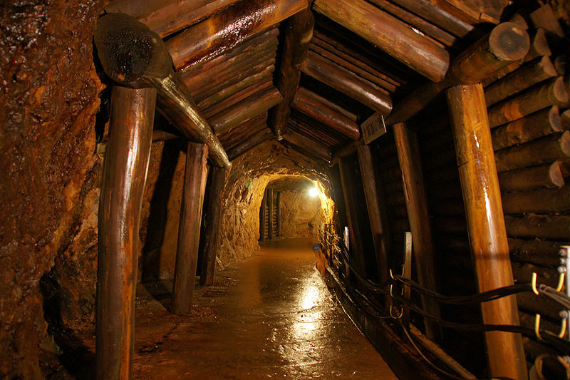 Mining Hall of Fame recognizes top pioneers - 911Metallurgist 800px Ikuno Ginzan Silver Mine Asago Hyogo50s4272